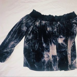 NEW W/ TAGS velvet AE off shoulder top